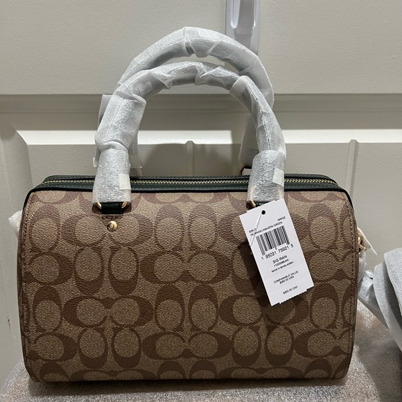 NWT Coach satchel - Picture 3 of 9